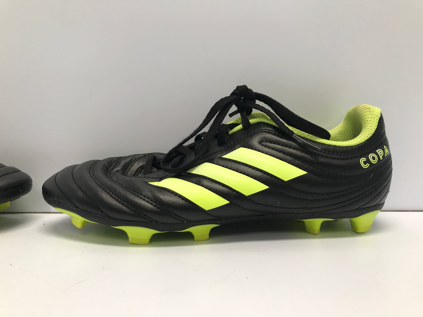 Soccer Shoes Cleats Men's Size 6 Adidas Copa Black Lime Like New