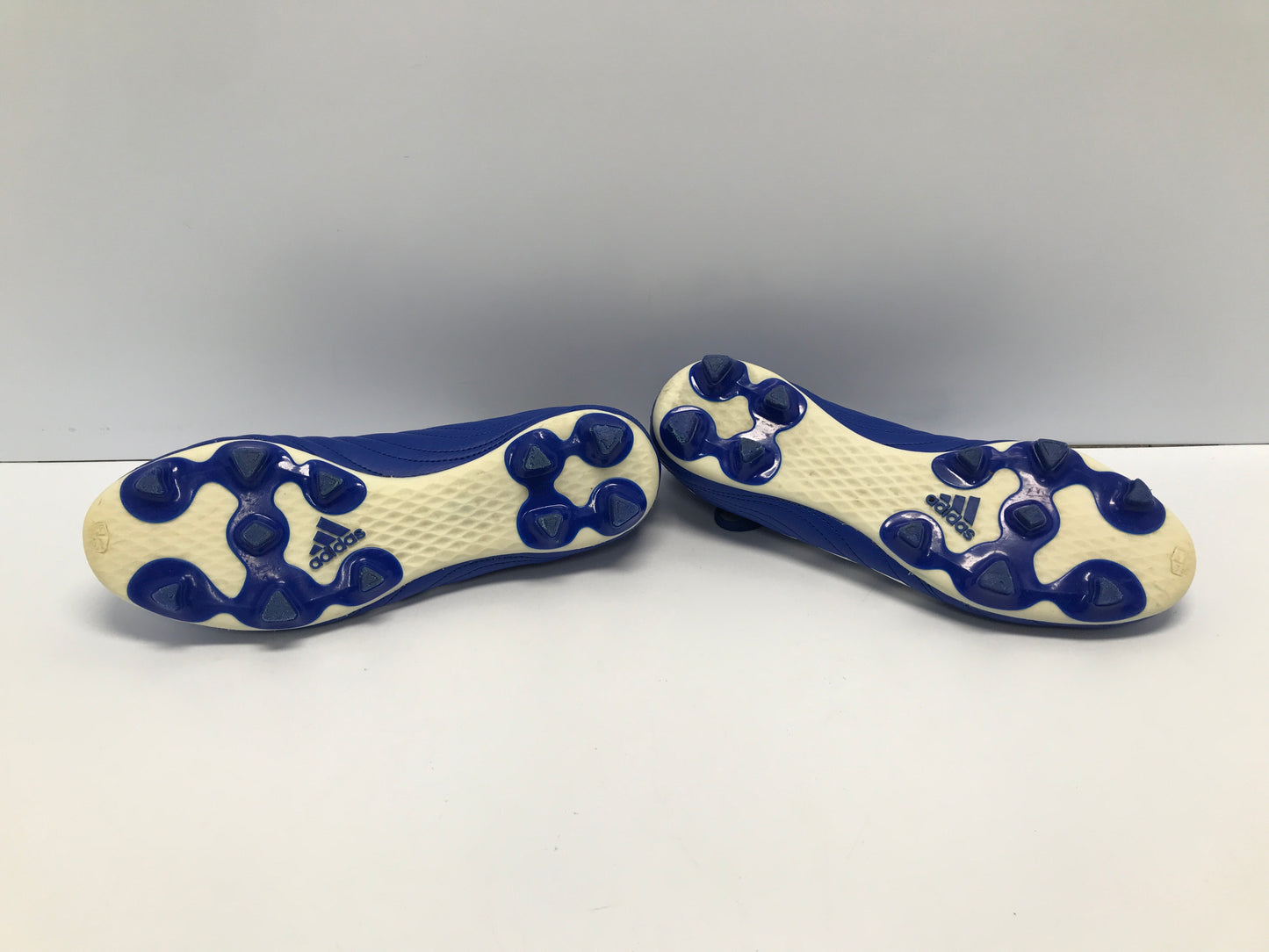 Soccer Shoes Cleats Men's Size 7.5 Adidas Blue White Like New