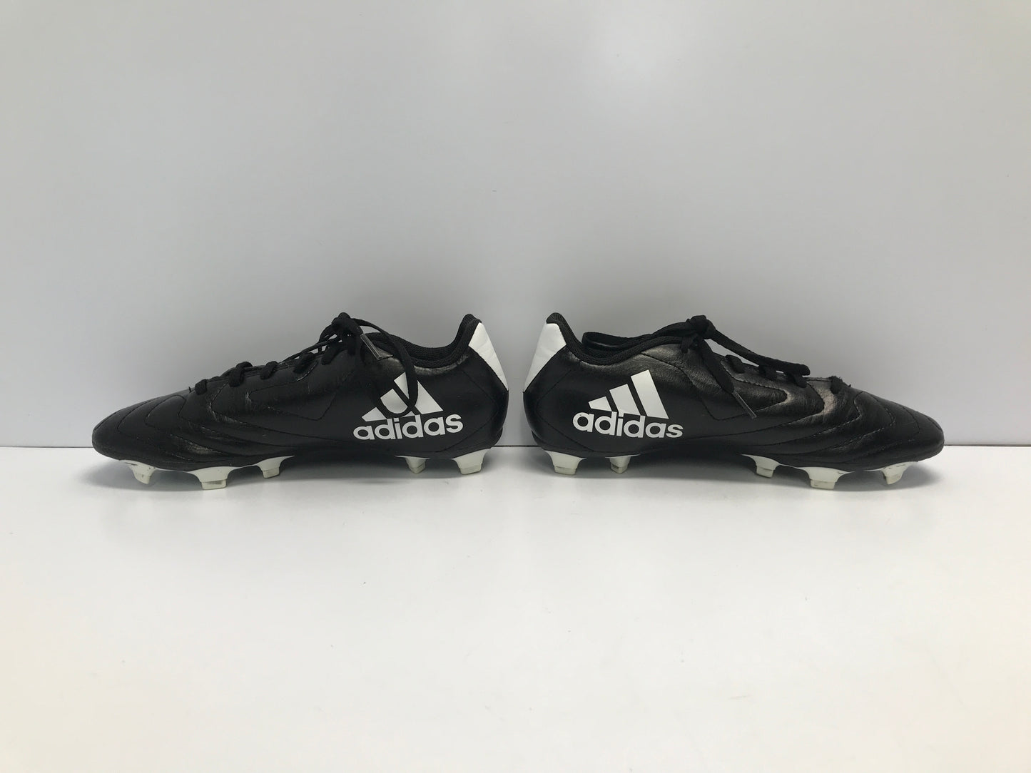 Soccer Shoes Cleats Men's Size 7 Adidas Black White Like New