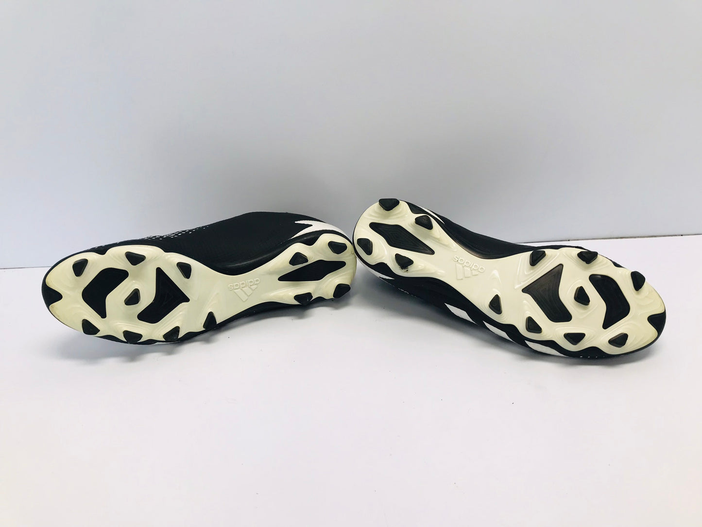 Soccer Shoes Cleats Men's Size 7 Adidas Preditor Black White New Demo Model