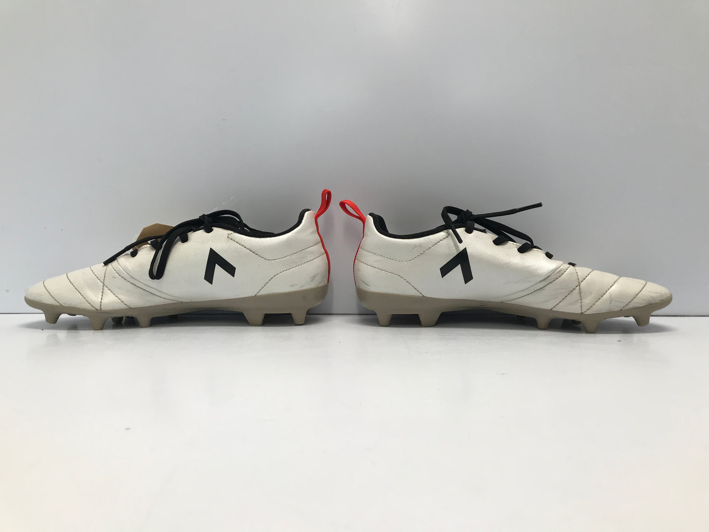Soccer Shoes Cleats Men's Size 7 Adidas White Black Red Excellent