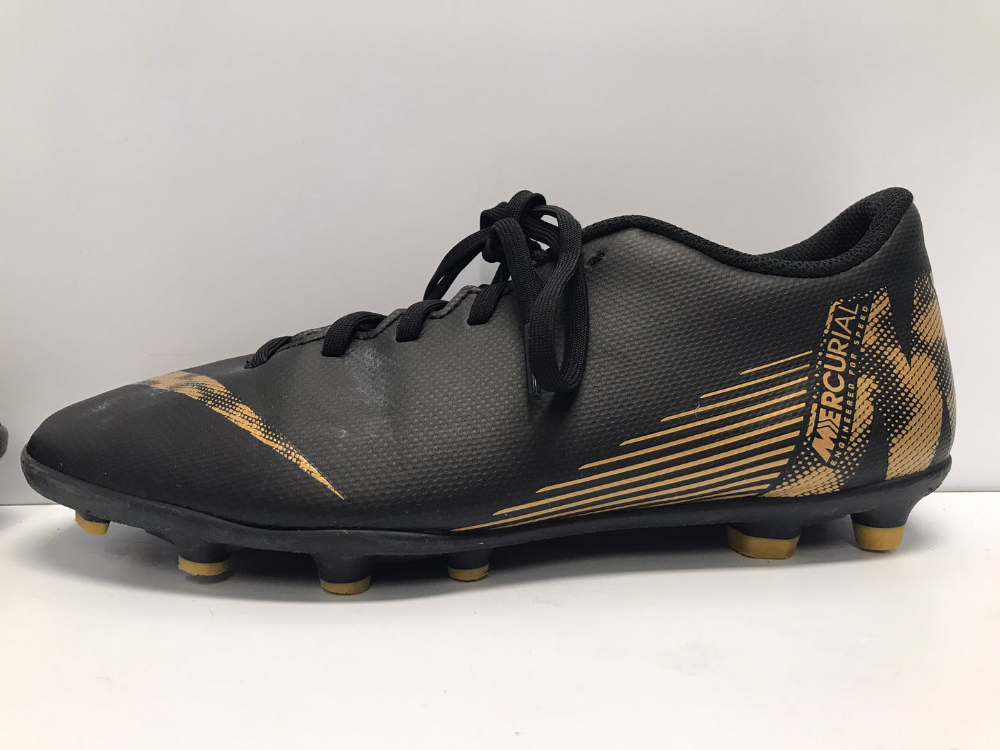 Soccer Shoes Cleats Men's Size 7 Nike Mercurial Black Gold Excellent