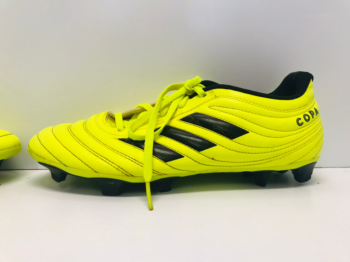 Soccer Shoes Cleats Men's Size 8 Adidas Copa  Black Lime