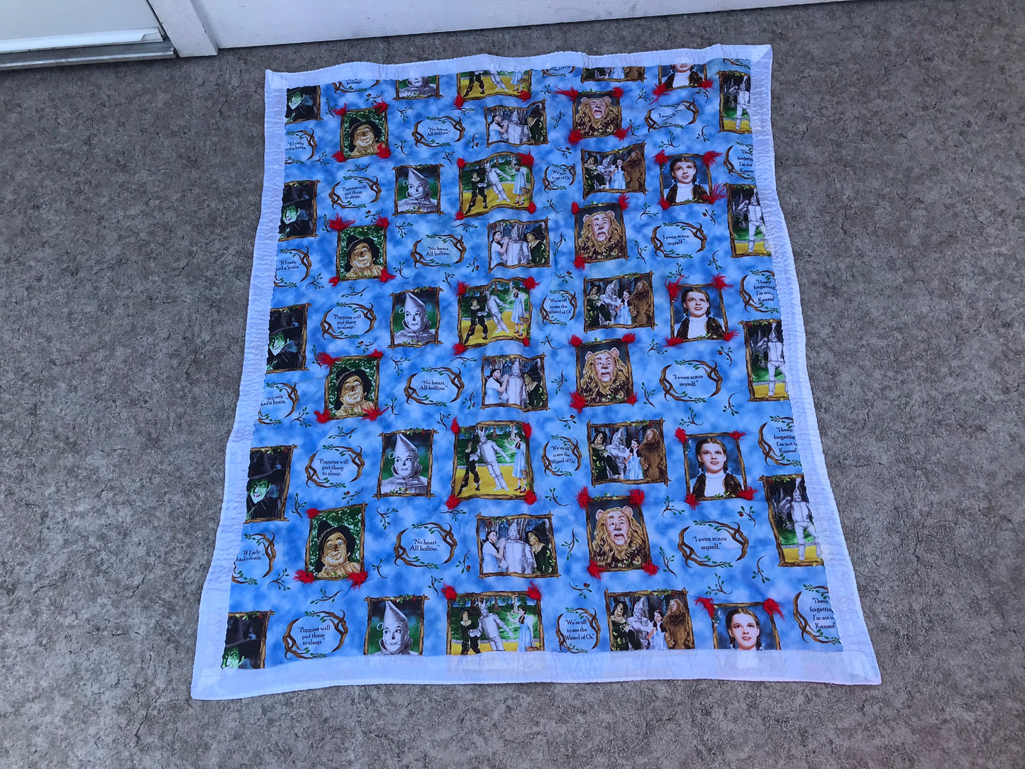 Vintage Child's Quilted Blanket The Wizard Of Oz Cotton 42x50 inch Hand Made New