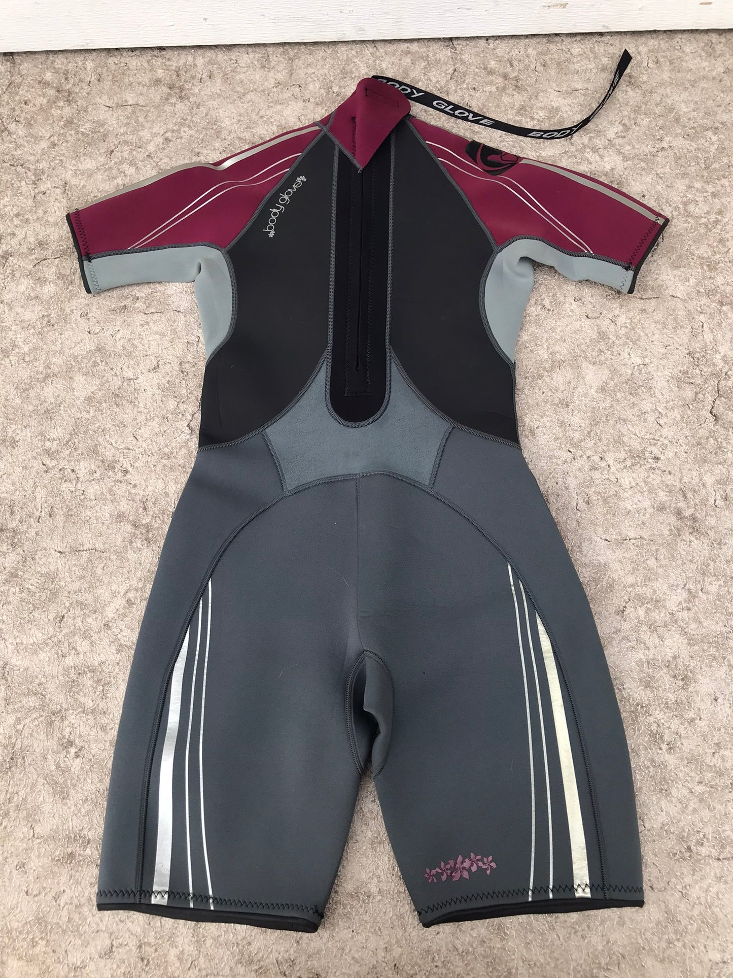 Wetsuit Ladies Size 11-12 Body Glove Grey Rasberry 2-3mm Neoprene Like New