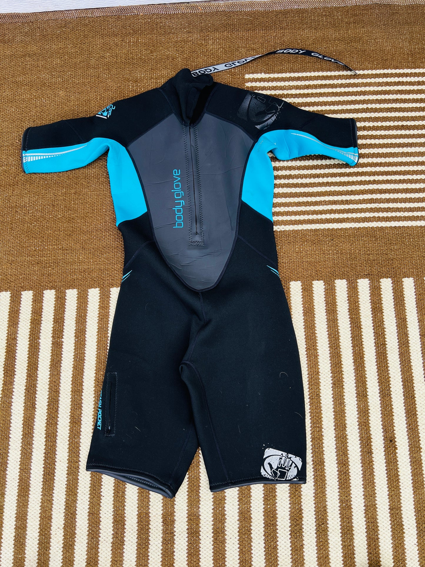 Wetsuit Ladies Women's Size 9-10 Body Glove 2-3mm Black Aqua Blue Surf Paddle Kayak
