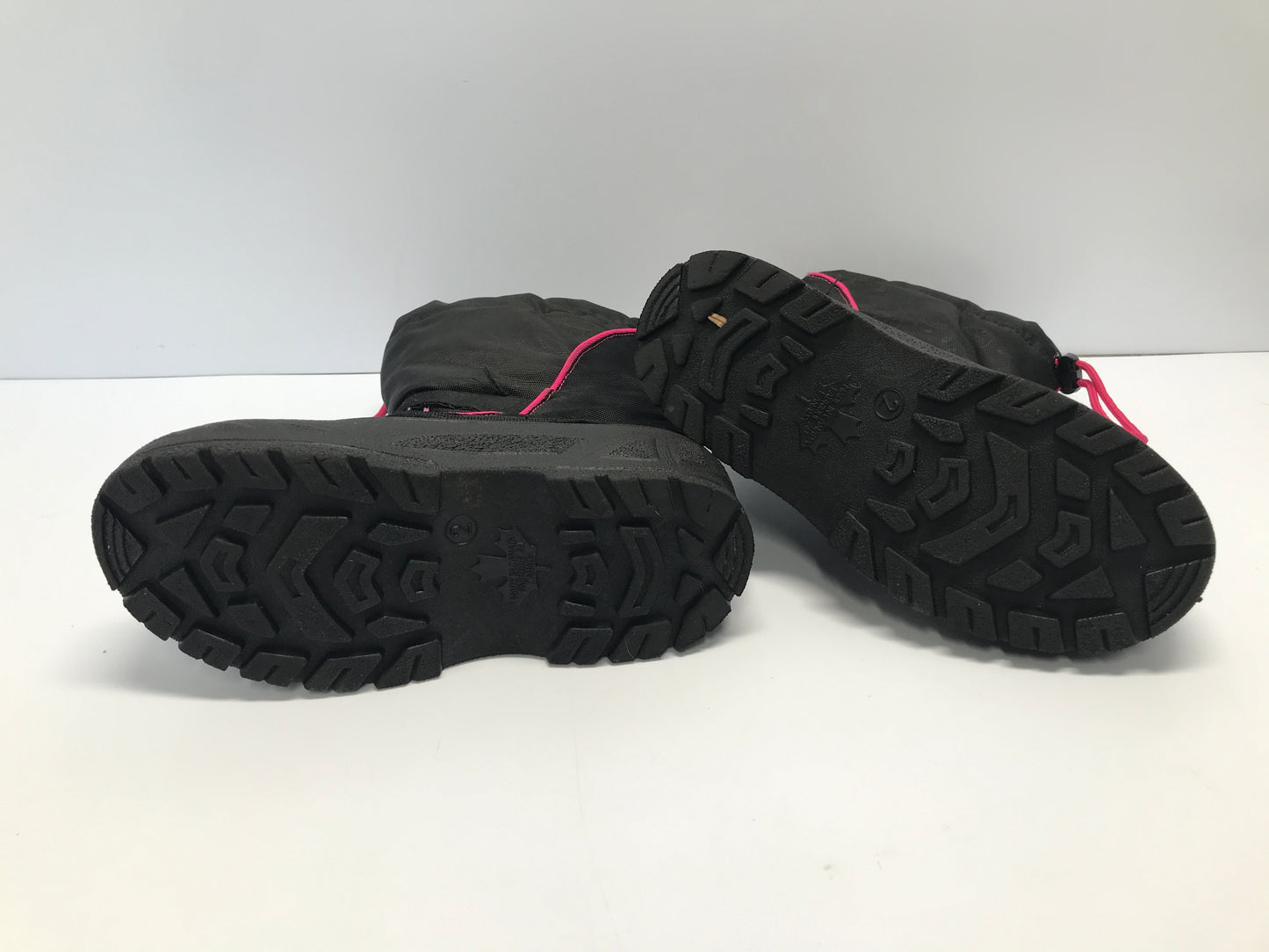 Winter Boots Child Size 2 Canadian Waterproof Black Pink With Liner Like New