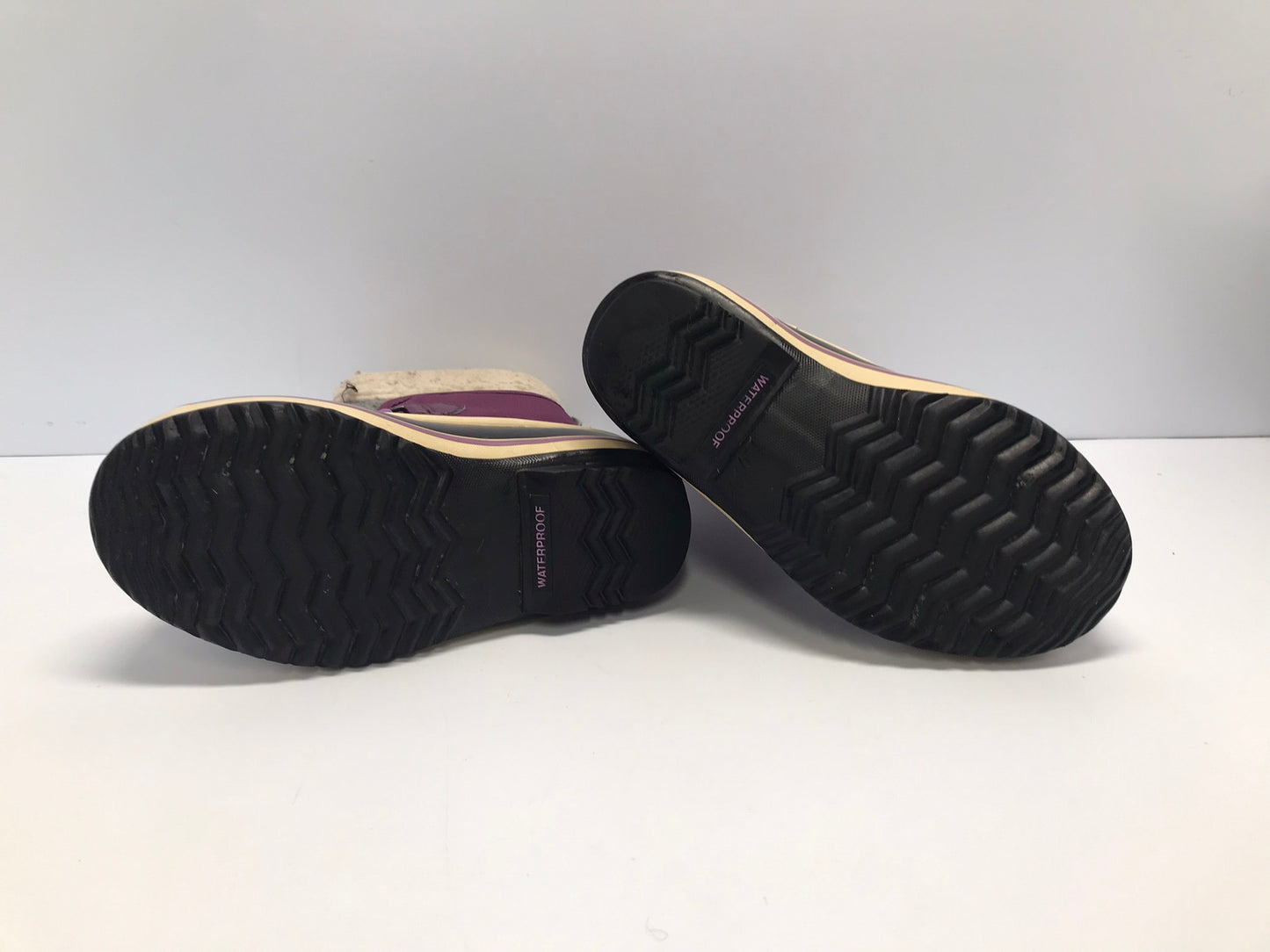 Winter Boots Child Size 2 Sorel Purple Black With Liner Waterproof