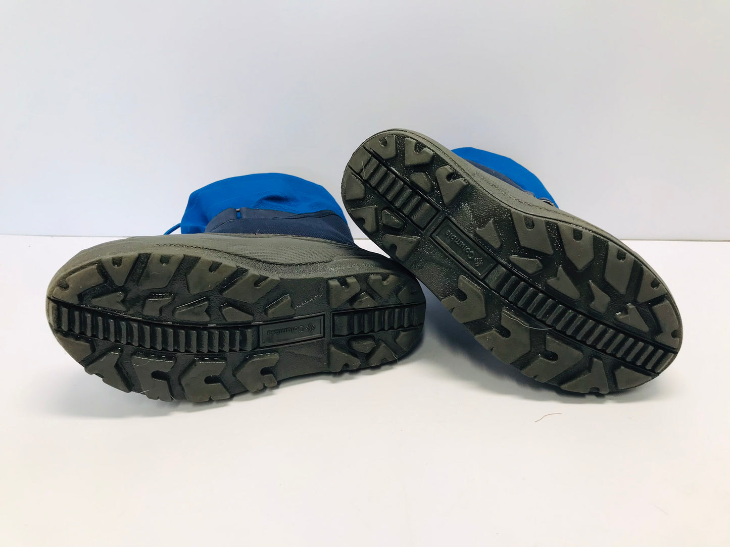 Winter Boots Child Size 2 Youth Columbia With Liner Waterproof Grey Blue Excellent