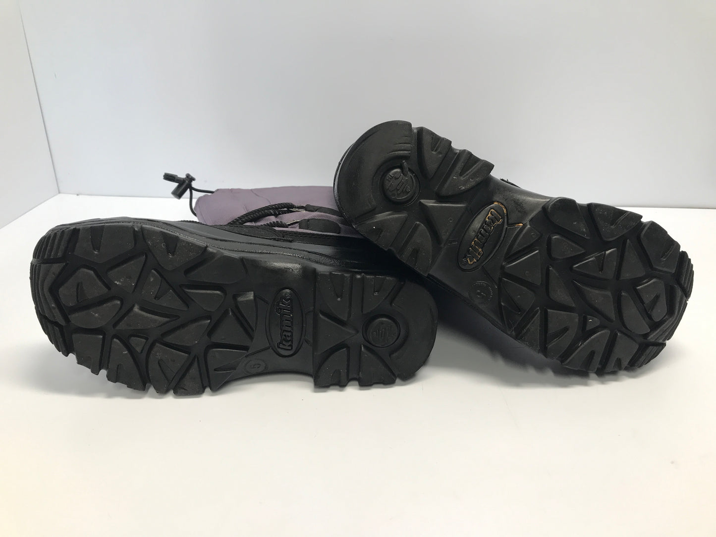 Winter Boots Child Size 4-5 Kamik Black Purple With Liner Like New