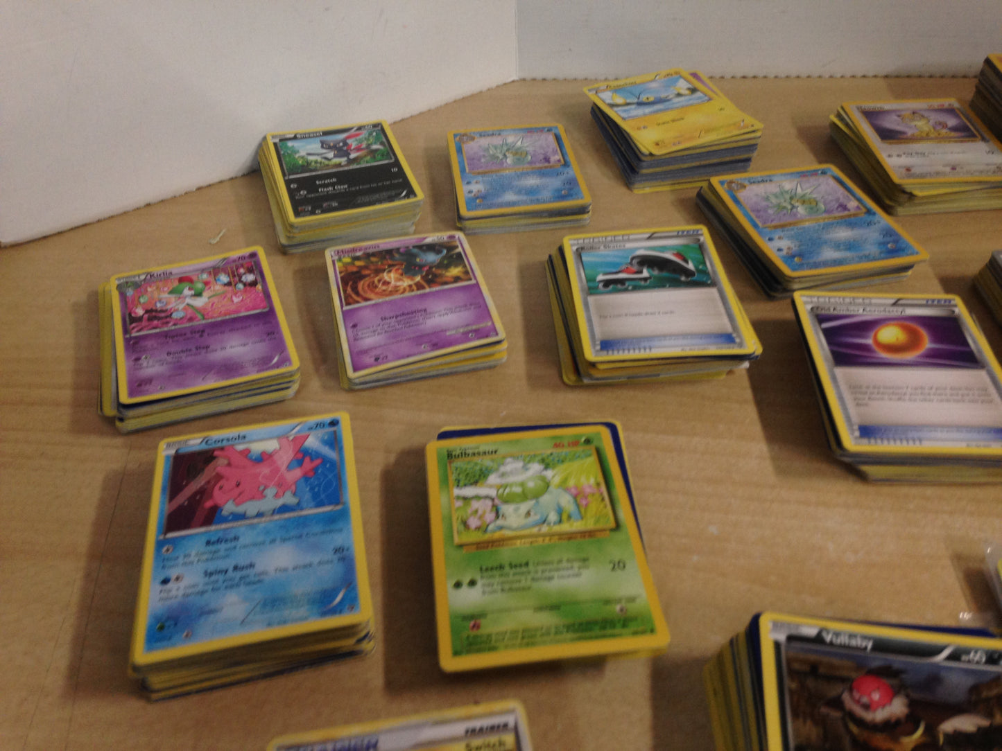 Huge Vintage and Modern Pokemon Cards 1193 in Total