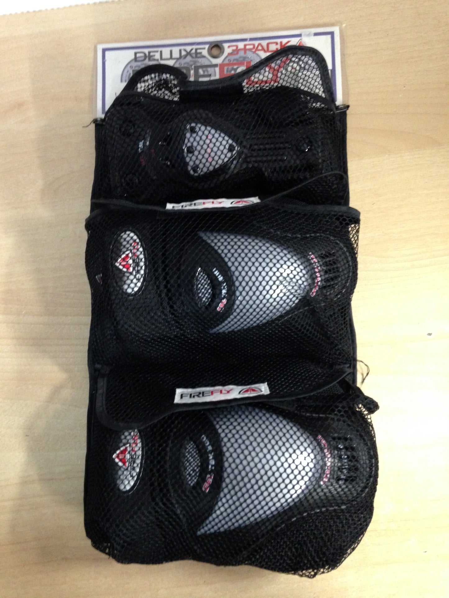 Inline Roller Skates Protective Knee Wrist Elbow Pads Firefly Adult X Large New Demo Model