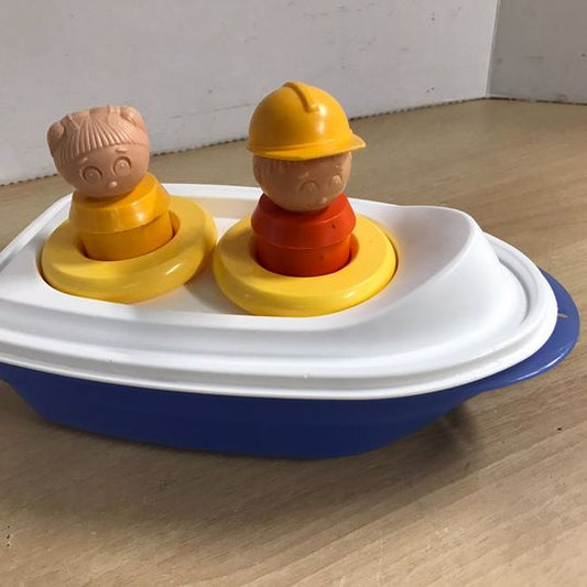 Tupperware Tuppertoys RARE Bathtub Boat with Crew and Life Jackets Excellent