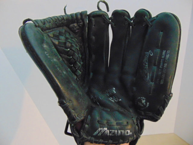 Baseball Glove Adult Size 12.5 inch Mizuno Black Leather Fits on Left Hand