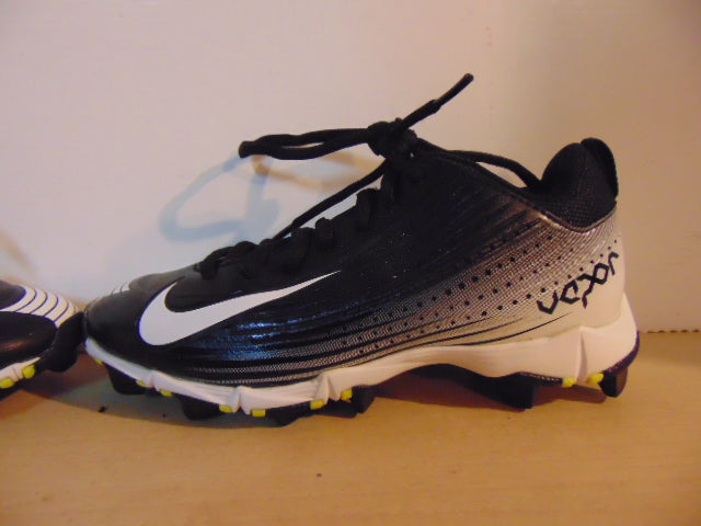 Baseball Shoes Cleats Child Size 5 Nike Vapor Black White