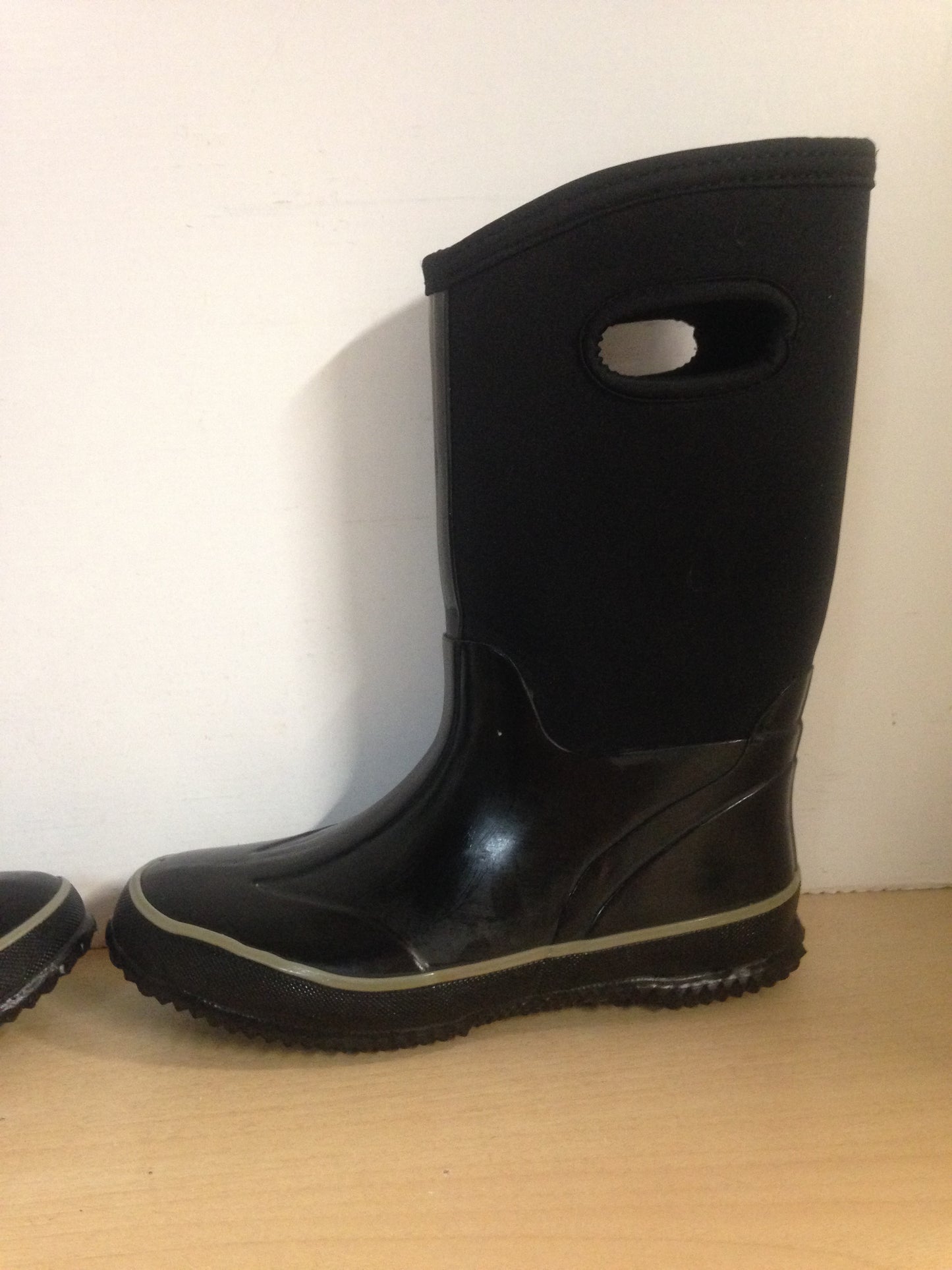 Bogs Style Child Size 3 Neoprene Rubber Rain Winter Boots Black Grey Excellent -20 Degree