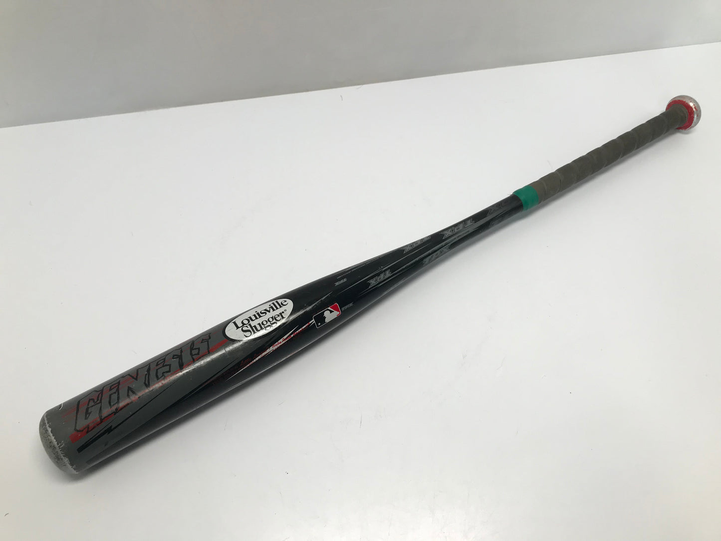 Baseball Bat 30 inch 20 oz Louisville Slugger TPX Genesis Black