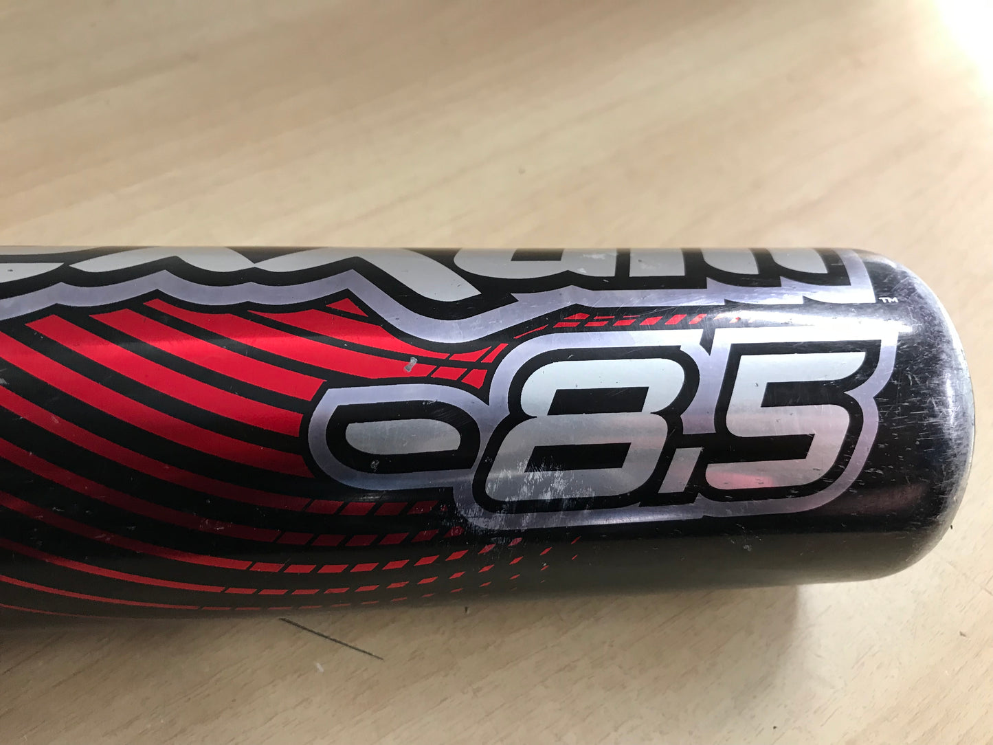 Baseball Bat 30 inch 21.5 oz Demarini Vexxum Long Barrel Half Half Baseball Black Red Outstanding