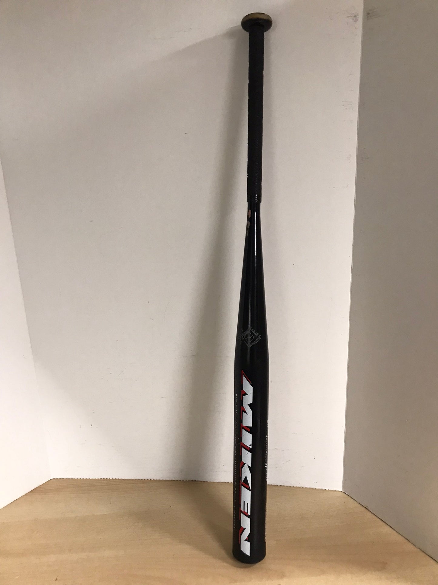 Baseball Bat 34 inch 29 oz Miken World Champion Ultra II 1.2 BPF MSU2 Softball Red Black Outstanding Quality RARE