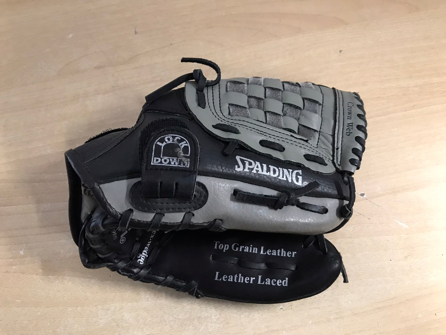 Baseball Glove Adult Size 11.5 Spalding Leather Black Grey Fits on Left Hand