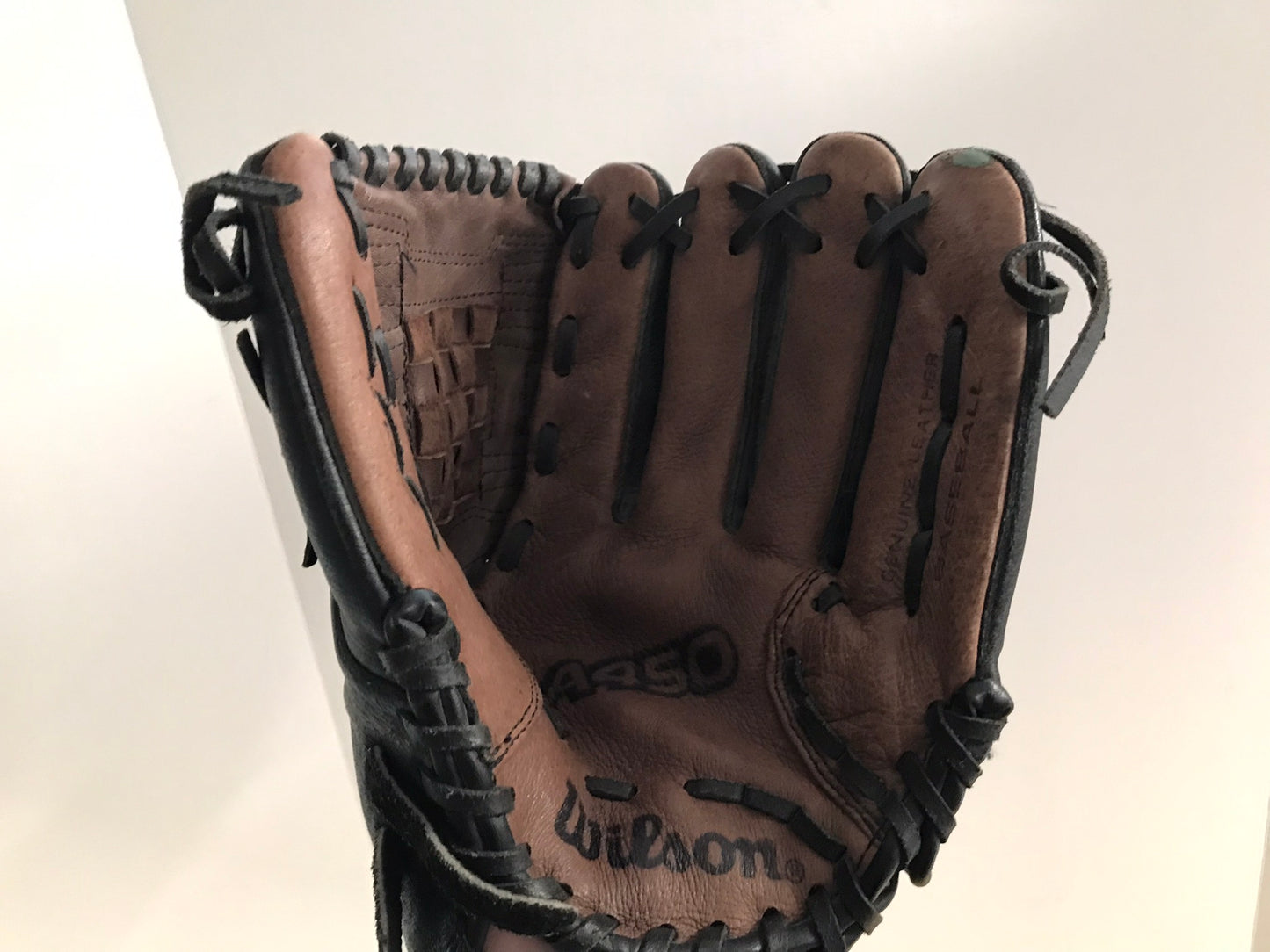 Baseball Glove Adult Size 12 inch Wilson A450 Black Brown Leather Fits on Left Hand Excellent
