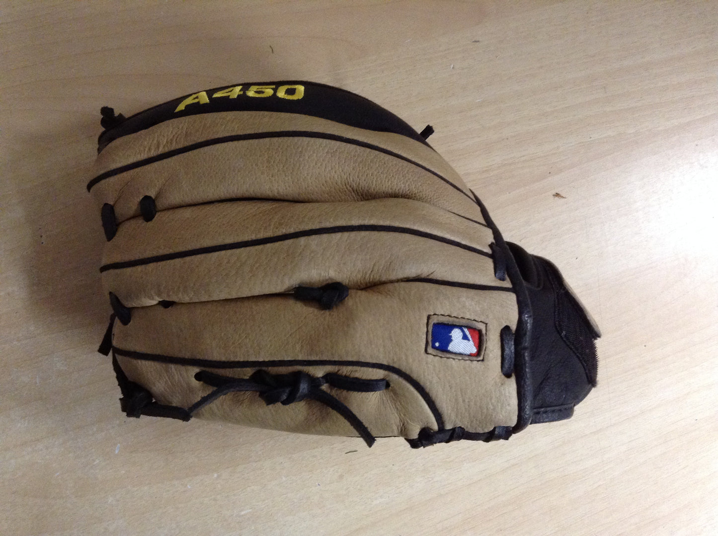 Baseball Glove Adult Size 12 inch Wilson Defender Brown Black Leather Fits on Left Hand As New