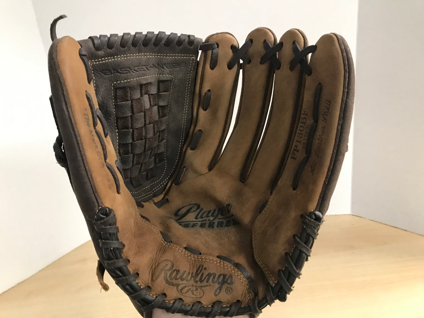 Baseball Glove Adult Size 13 inch Rawlings Brown on Brown Soft Leather Fits on Left Hand Excellent