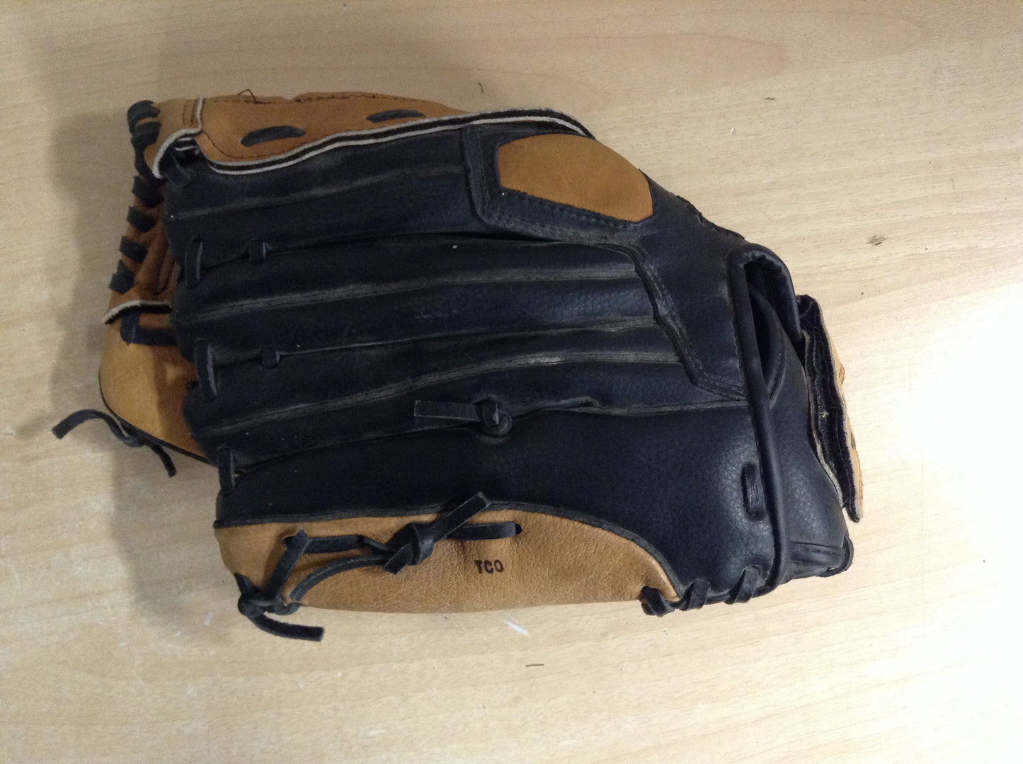 Baseball Glove Adult Size 13 inch Wilson A360 Brown Black Leather Fits On Left Hand As New