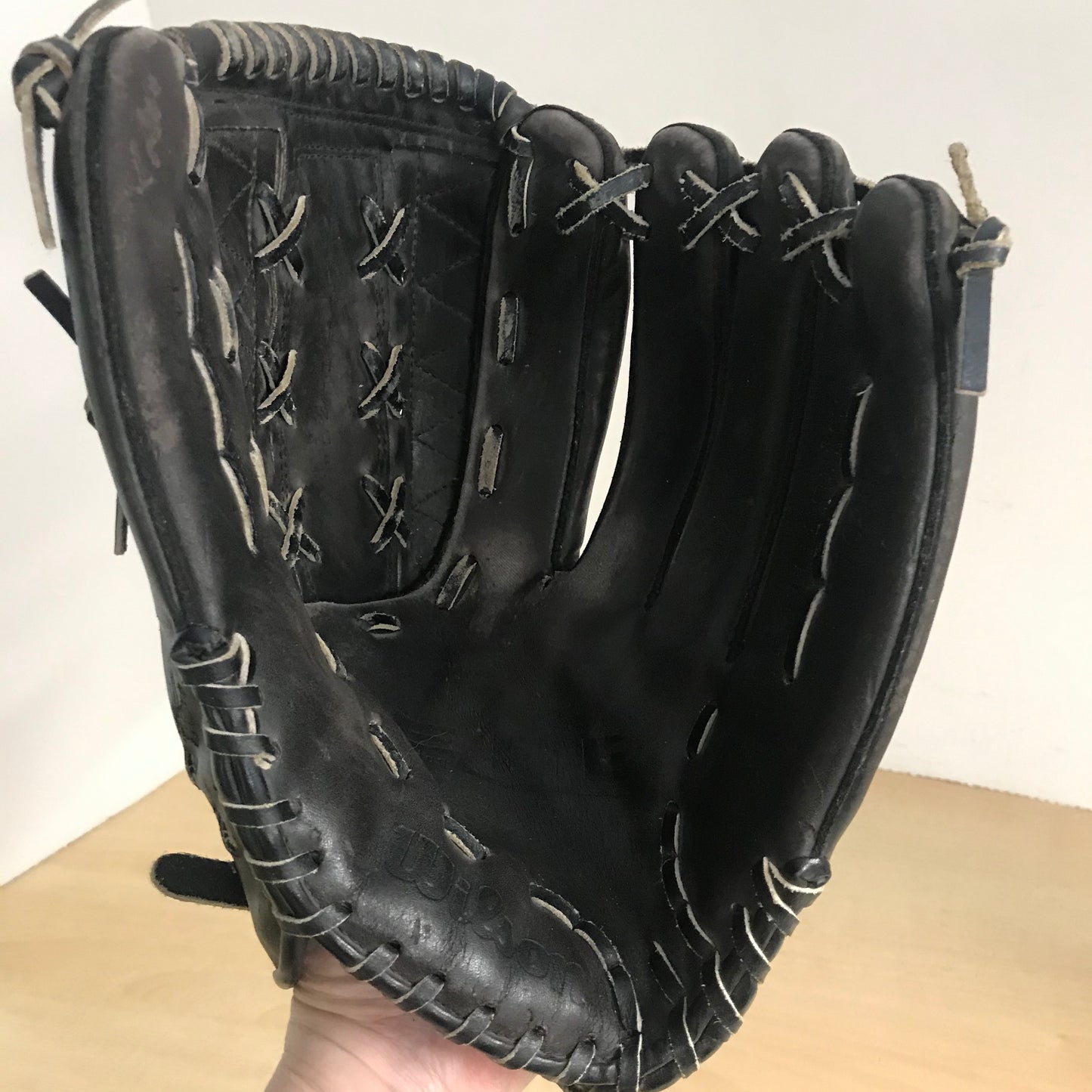 Baseball Glove Adult Size 14 inch Wilson Black Leather Fits on Left Hand