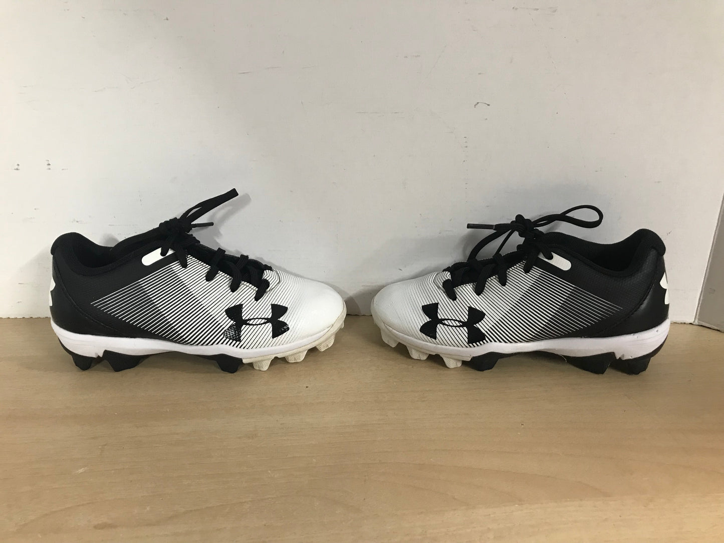 Baseball Shoes Cleats Child Size 13 Under Armour Black White