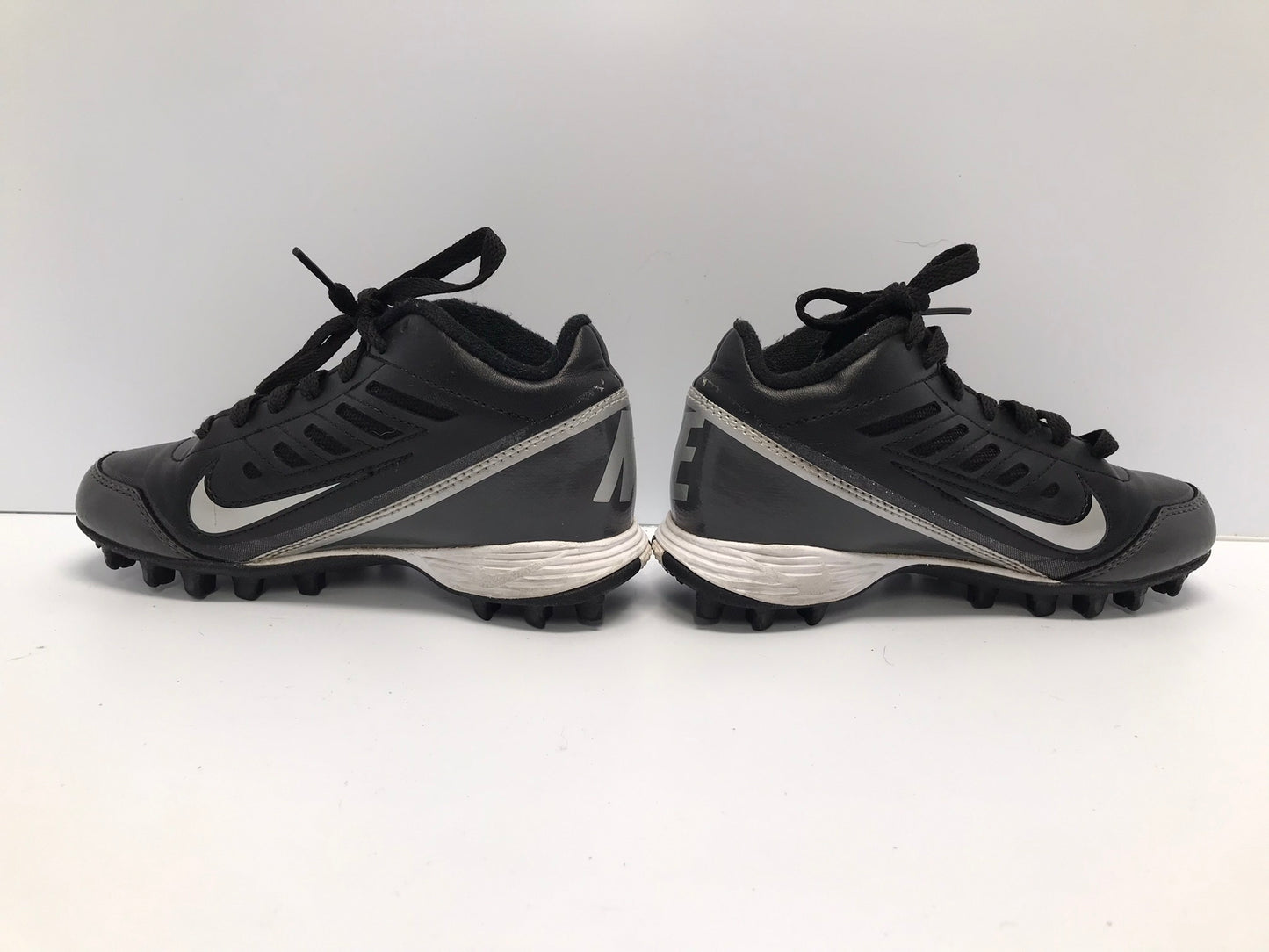 Baseball Shoes Cleats Child Size 1 Nike Black Grey As New