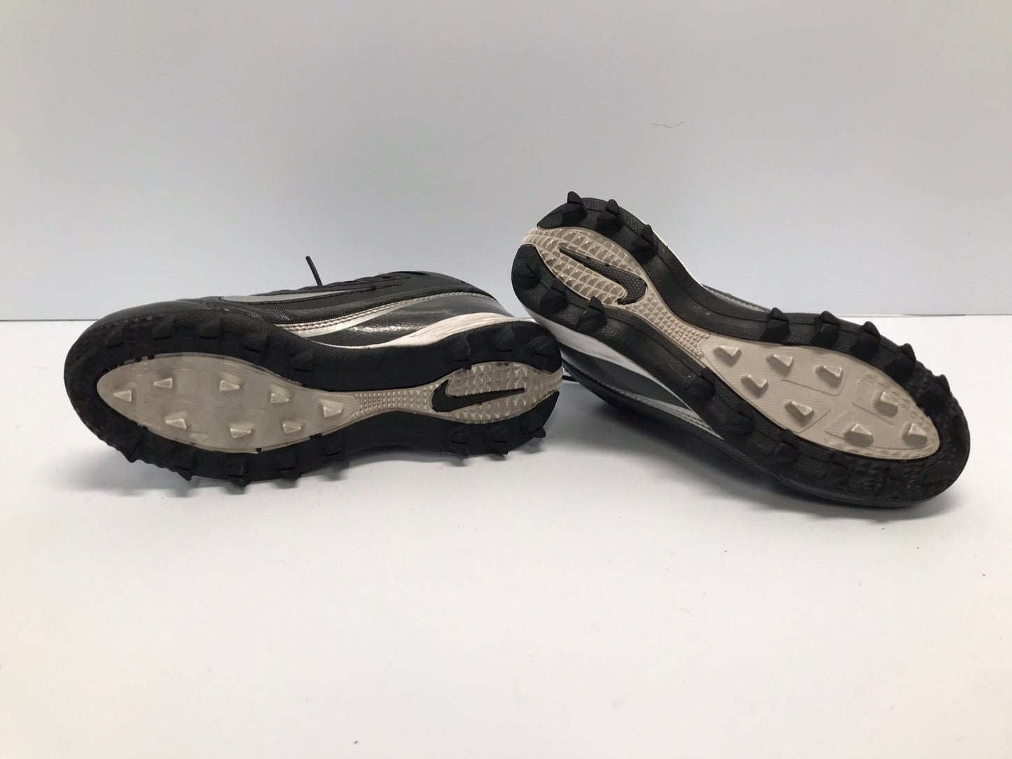 Baseball Shoes Cleats Child Size 1 Nike Black Grey As New