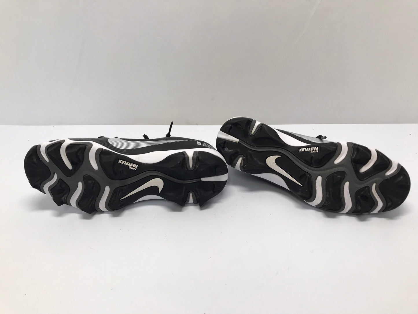 Baseball Shoes Cleats Child Size 4.5 Nike Vapor Ultrafly Black White New Demo Model