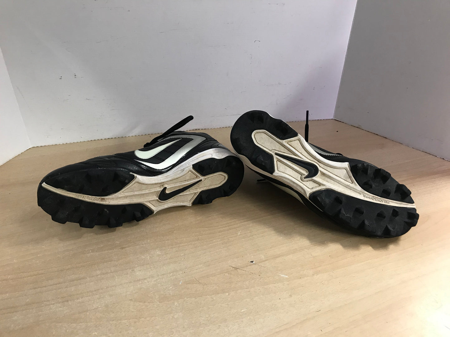 Baseball Shoes Cleats Men's Size 9 Nike Black White