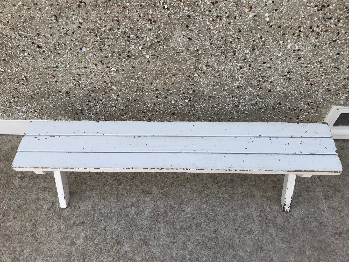 Bench Wooden Indoor Outdoor Sports, Patio or Garden 5 Feet x 11 inch x 17 inch White Solid Wood Needs A Coat Of Paint