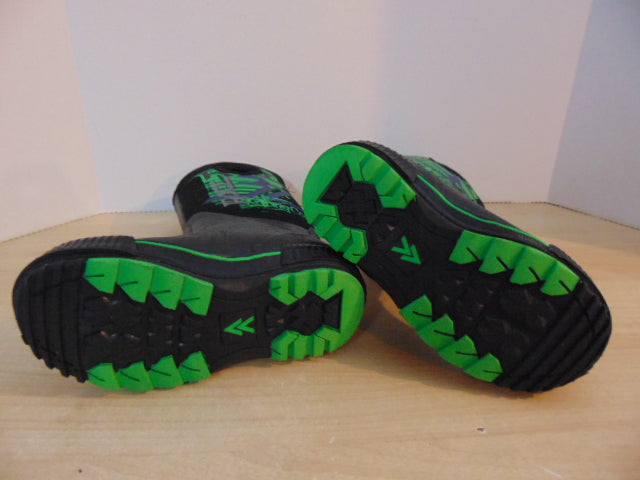 Bogs Style Child Size 2 Neoprene Rubber Rain Winter Boots Green Black Purple Excellent