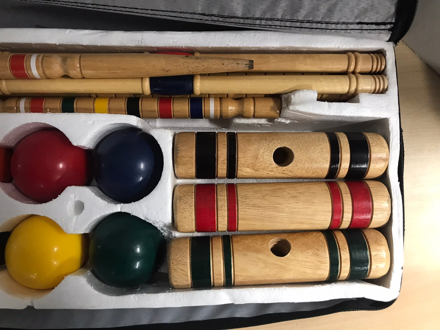 Croquet 6 pc Family Wooden Set As New In Package