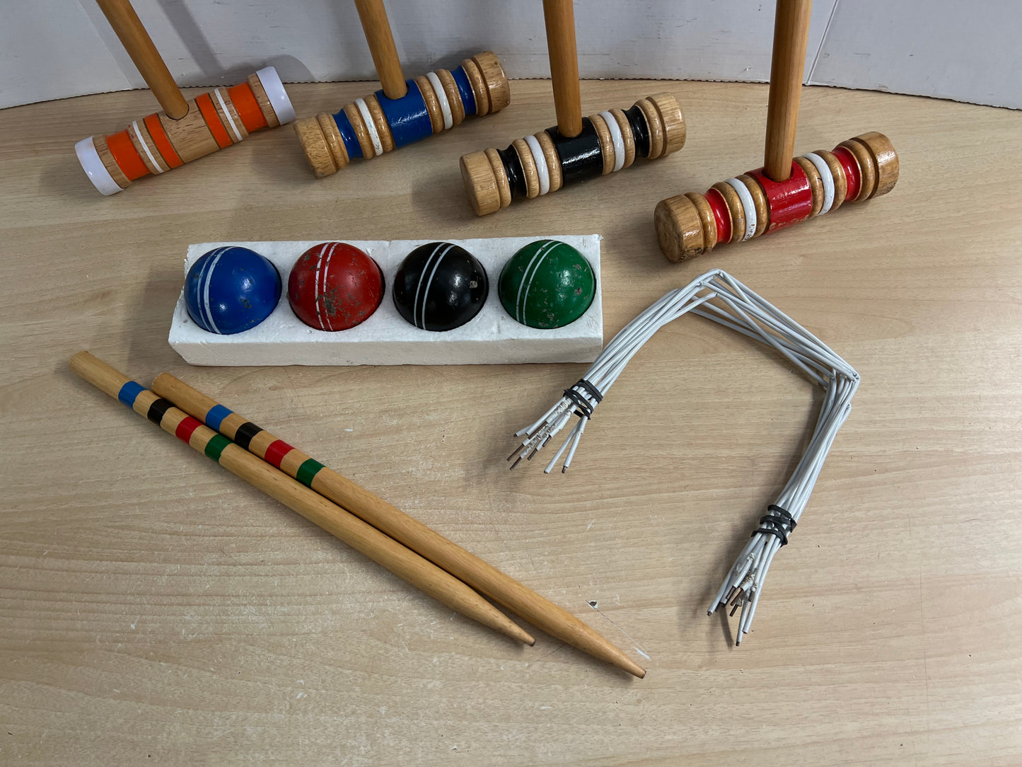 Croquet Set 4pc Vintage 1970's With Original Wood Balls RARE