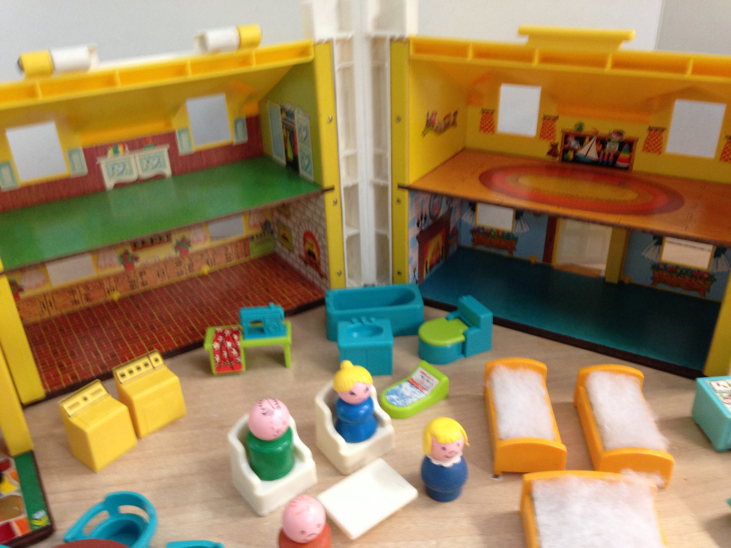 Fisher Price Vintage 1969 Play Family 952 Yellow Blue House With Nursery Complete Excellent