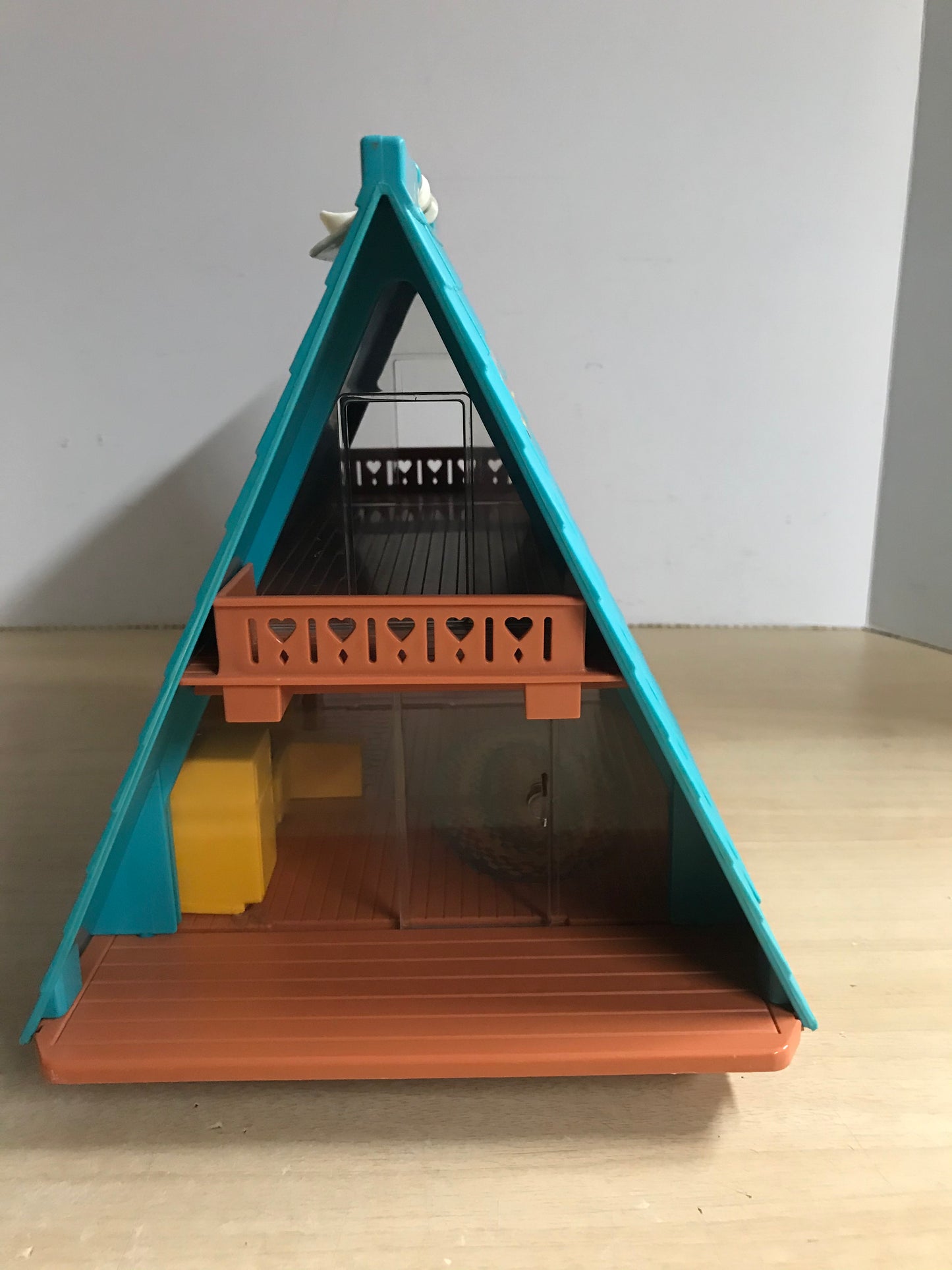 Fisher Price Vintage 1974 Little People 990 Play Family A Frame House Complete