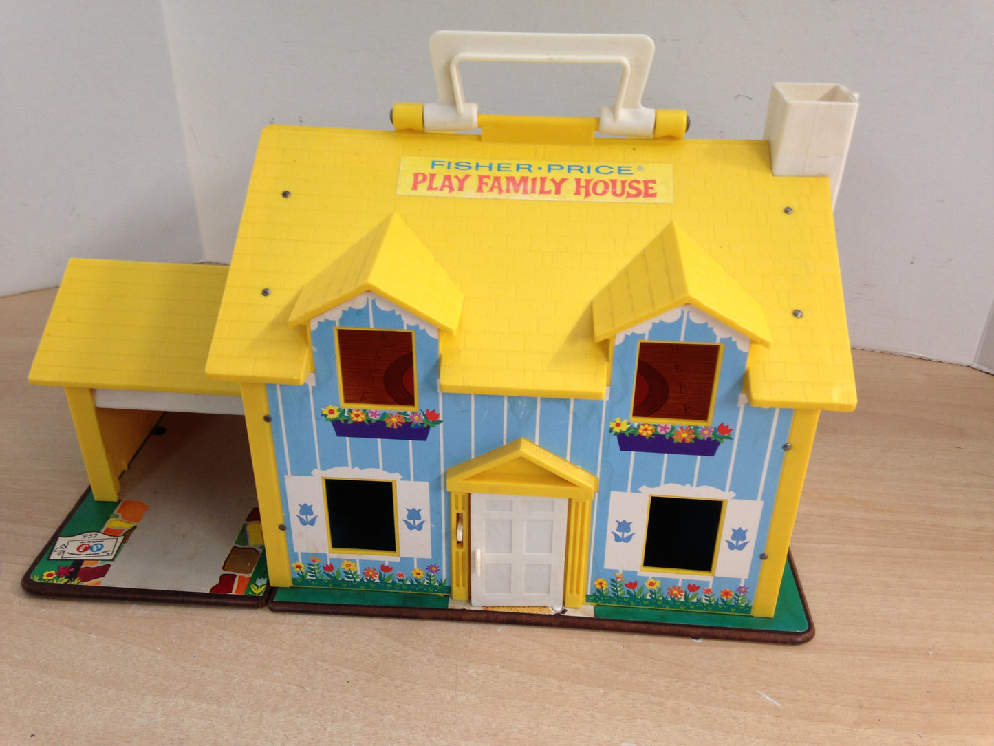 Fisher Price Vintage 1969 Play Family 952 Yellow Blue House With Nursery Complete Excellent