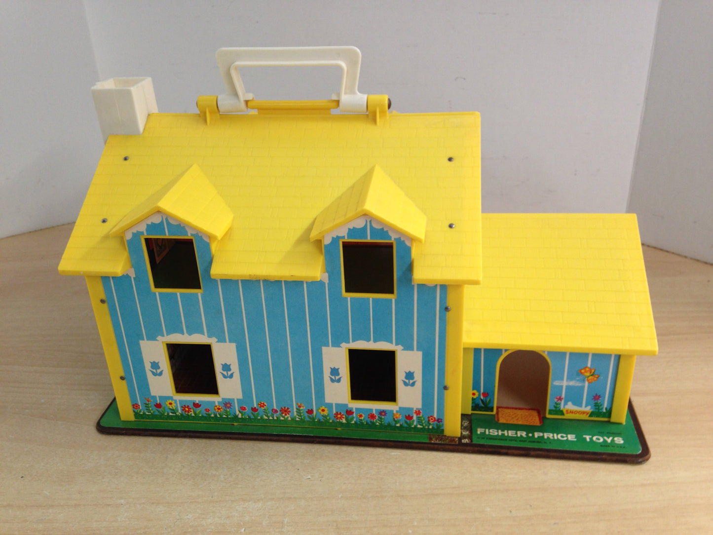 Fisher Price Vintage 1969 Play Family 952 Yellow Blue House With Nursery Complete Excellent