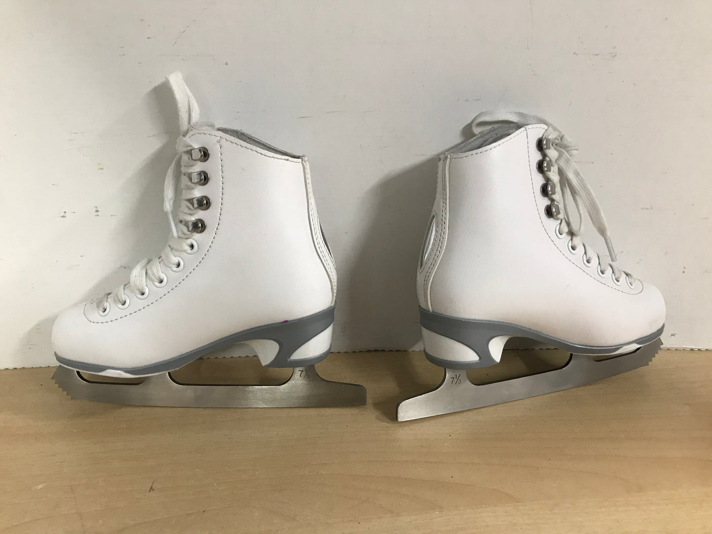 Figure Skates Child Size 12 Jackson White New Demo Model