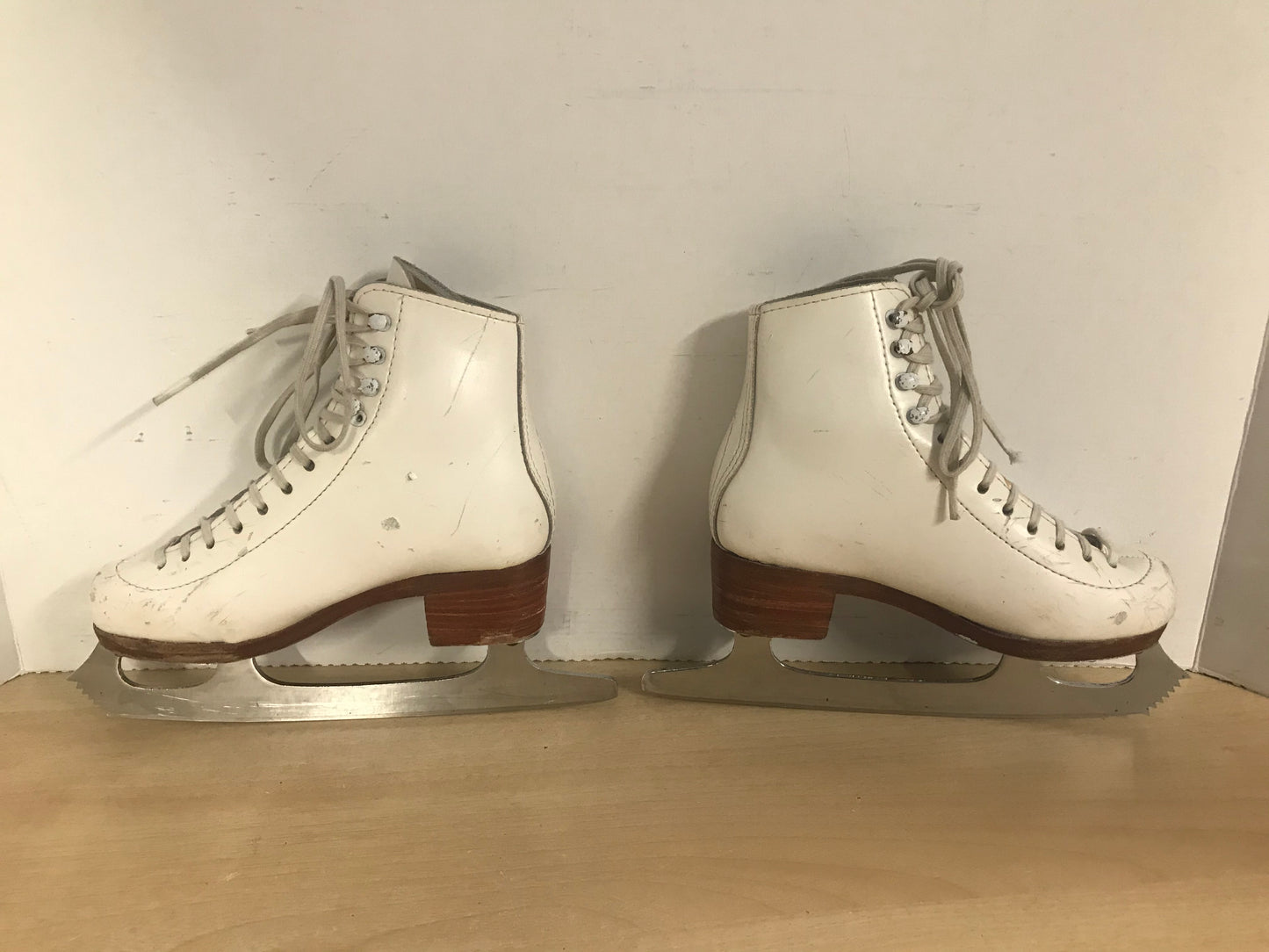 Figure Skates Child Size 1 Jackson Leather Few Marks Excellent