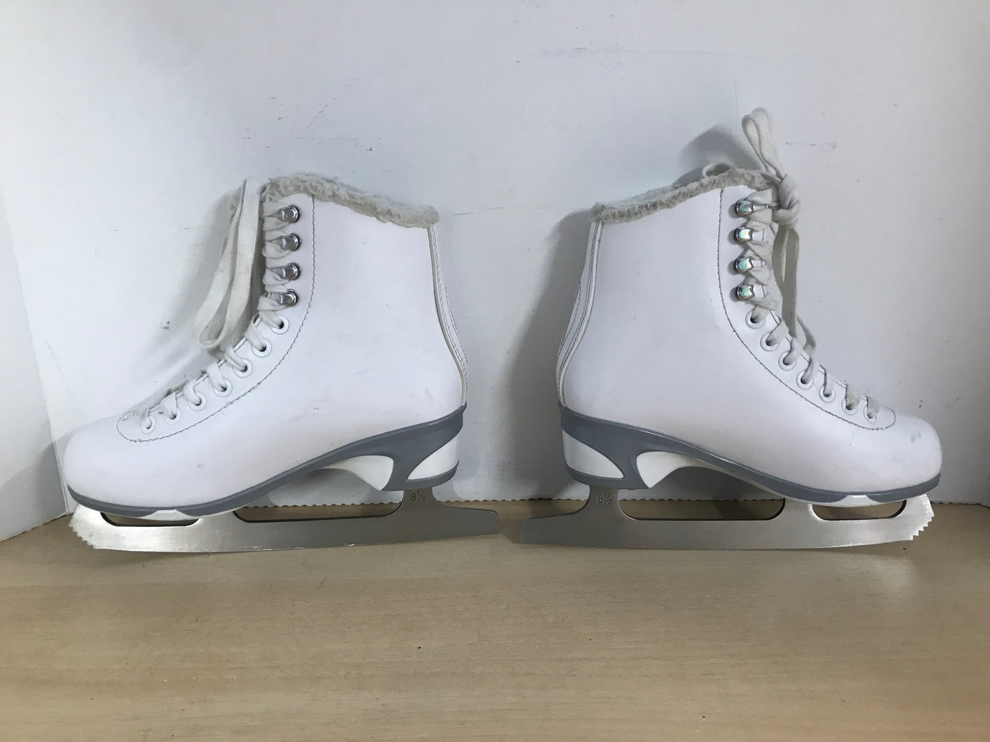 Figure Skates Child Size 3 Jackson Cameo 1500 Soft Skate