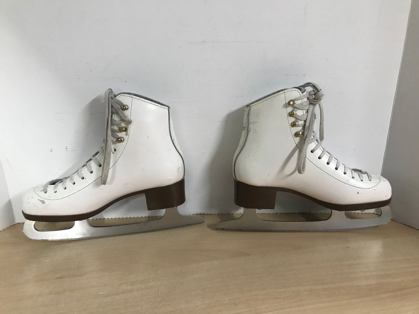 Figure Skates Child Size 5 GAM Leather Freeskate