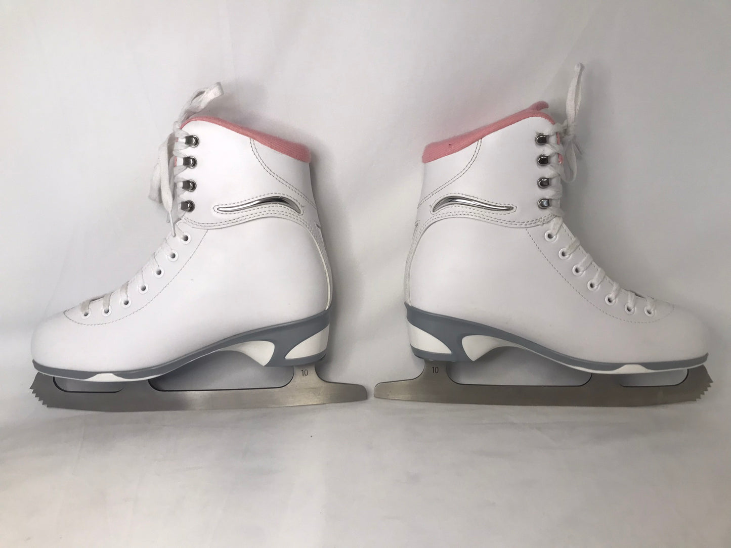 Figure Skates Ladies Size 7 Jackson Cameo Soft Skates White Pink New Demo Model