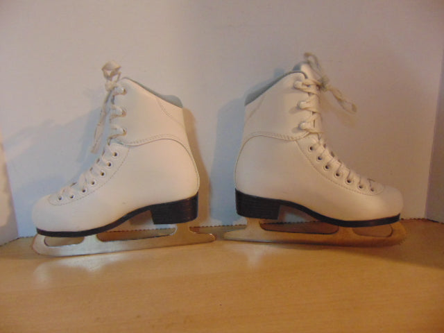 Figure Skates Child Size 12 Soft Skate Excellent Quality and Condition