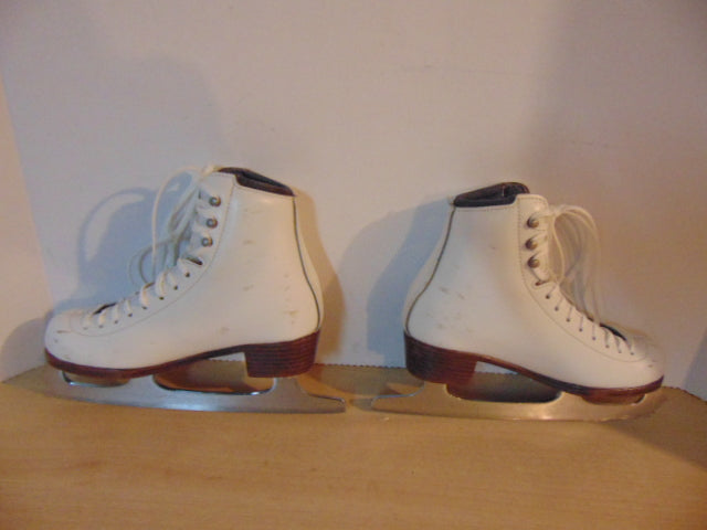 Figure Skates Child Size 1-2 Riedell Model 33 All Leather Outstanding Quality