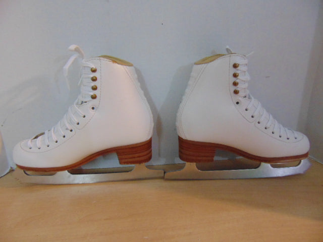 Figure Skates Child Size 3-4.5 B Gam Leather With Mark IV Blades Excellent Condition As New